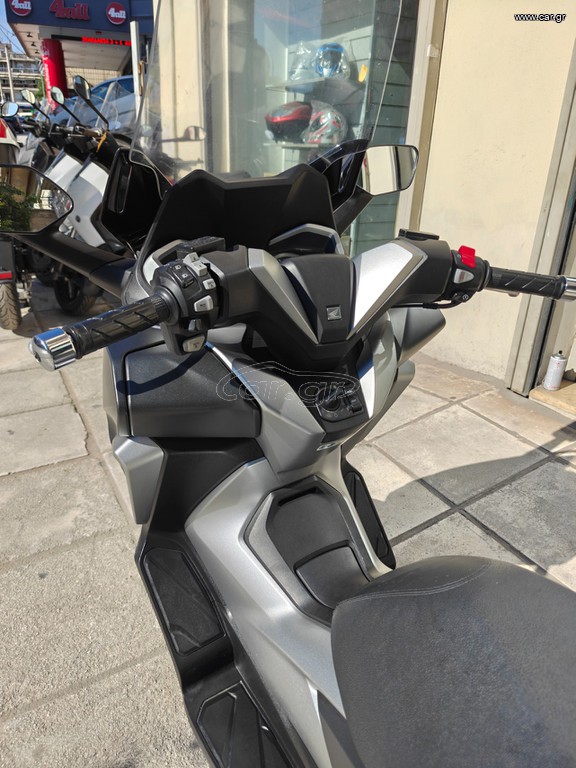 Honda Forza 300 2019 — φωτογραφία 22 από 26