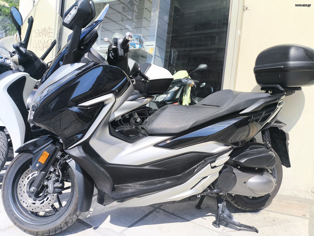 Honda Forza 300 2021