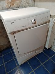 Στεγνωτηριο zanussi-thumb-2
