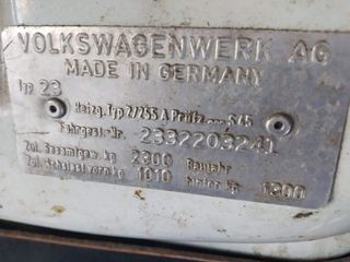 Volkswagen T2 1973 Westfalia-thumb-1