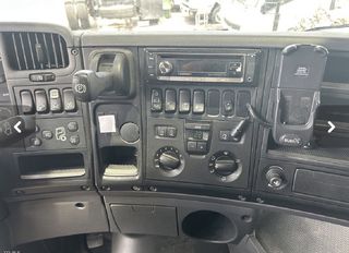Scania 2009 R480 Τριαξονικό με τεμπέλη-thumb-10