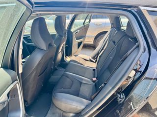 Volvo V60 2011 T3 MOMENTUM-thumb-7
