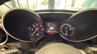 Alfa Romeo Giulia 2017-thumb-2