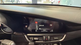 Alfa Romeo Giulia 2017-thumb-3