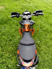 KTM 690 Duke 2012 R-thumb-9