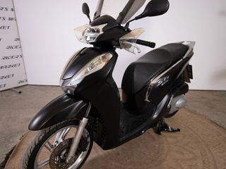 Honda SH 300i 2016-thumb-11