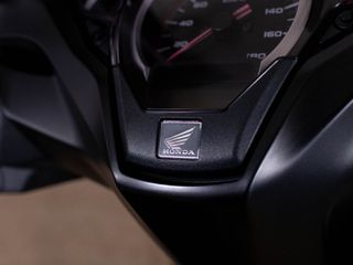 Honda SH 300i 2016-thumb-19