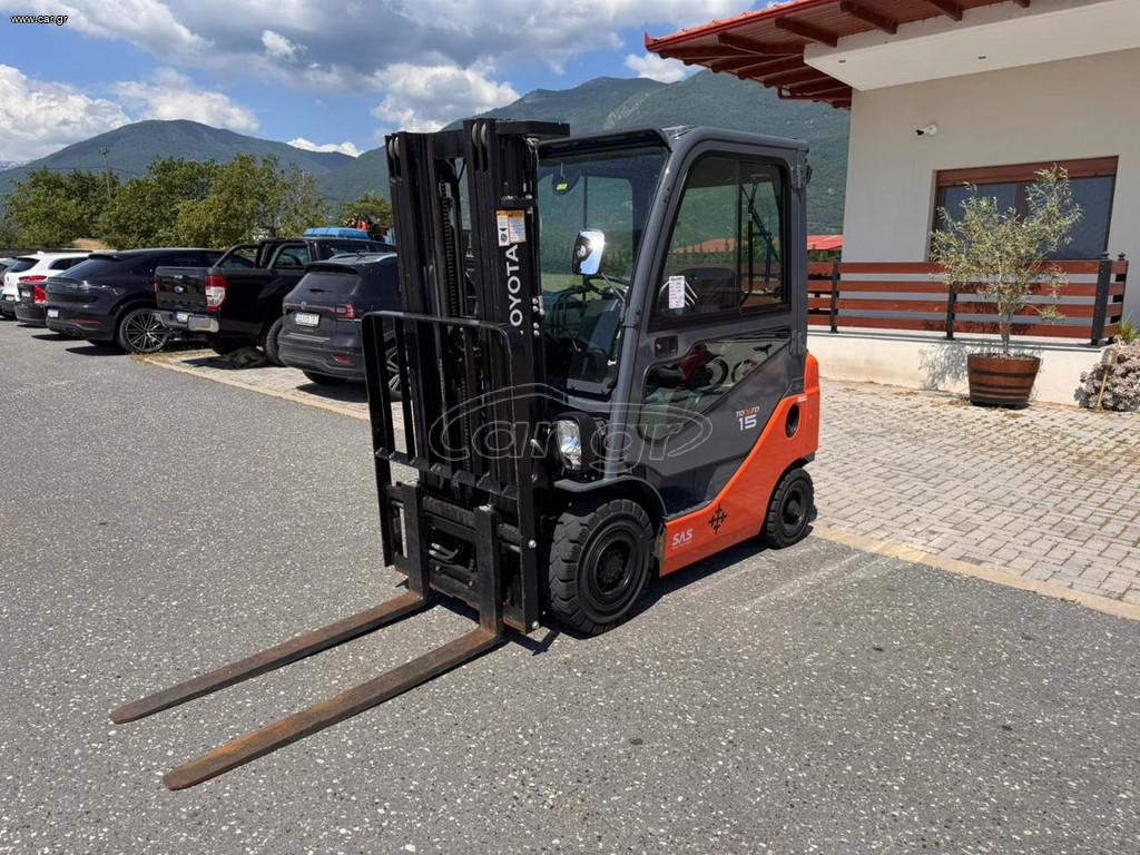 Toyota 2017 8FDF15