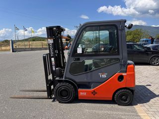 Toyota 2017 8FDF15-thumb-1