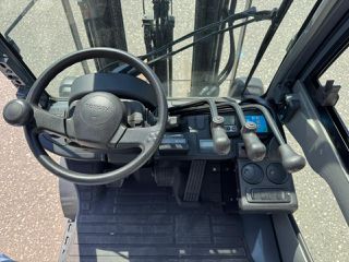 Toyota 2017 8FDF15-thumb-14