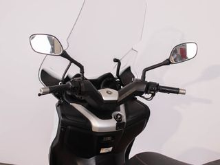 Yamaha XMAX 250 2010-thumb-8