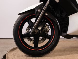 Yamaha XMAX 250 2010-thumb-14