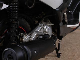 Yamaha XMAX 250 2010-thumb-15