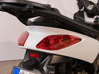 Yamaha XMAX 250 2010-thumb-18