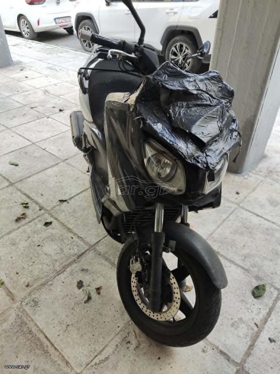 Yamaha XMAX 250 2011