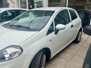 Fiat Punto 2015-thumb-3