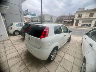 Fiat Punto 2015-thumb-6