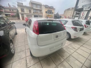 Fiat Punto 2015-thumb-7