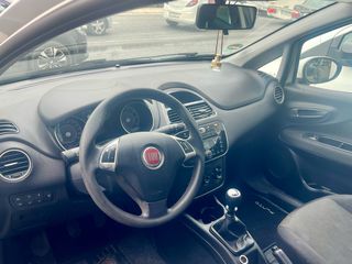 Fiat Punto 2015-thumb-12