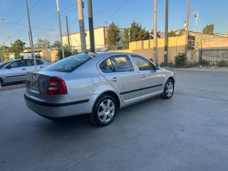 Skoda Octavia 2007 1.6 FSI ELEGANCE-thumb-6