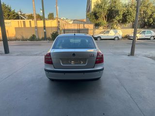 Skoda Octavia 2007 1.6 FSI ELEGANCE-thumb-10
