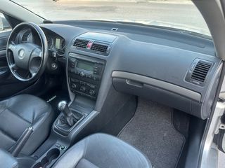 Skoda Octavia 2007 1.6 FSI ELEGANCE-thumb-15