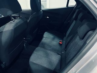 Peugeot 2008 2025 1.2 100 PS STYLE-thumb-10