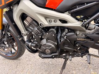 Yamaha MT-09 2014-thumb-7