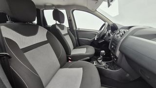 Dacia Duster 2018 1.5 dCi Lauréate Plus | ΕΩΣ 5 ΕΤΗ ΕΓΓΥΗΣΗ-thumb-25