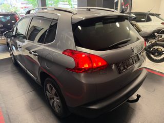 Peugeot 2008 2015 1.2 PURETECH CROSSWAY automatic-thumb-2