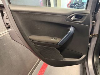 Peugeot 2008 2015 1.2 PURETECH CROSSWAY automatic-thumb-8