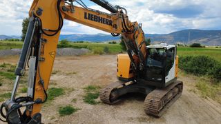 Εκσκαφέας Με Ερπύστριες Liebherr 2015 R 926 COMPACT-thumb-10