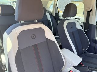 Volkswagen Polo 2018-thumb-14