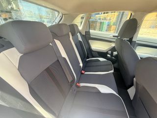 Volkswagen Polo 2018-thumb-15
