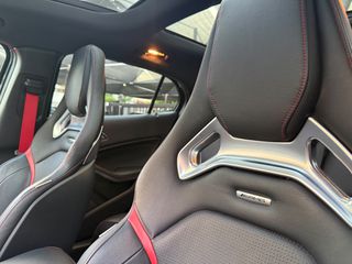Mercedes-Benz GLA 45AMG 2018 NIGHT PACKAGE | AMG 45-thumb-11