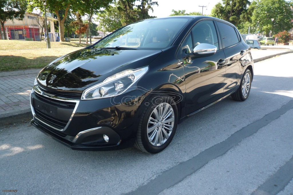 Peugeot 208 2017 1.2 PURETECH 82 STYLE