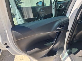Citroen C3 2015-thumb-9