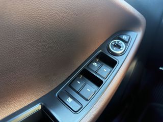 Hyundai i 20 2017 1.1 CRDI   BLACK !! Εως 84 δόσεις-thumb-18