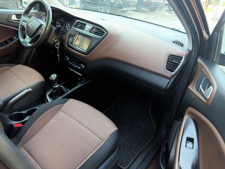 Hyundai i 20 2017 1.1 CRDI   BLACK !! Εως 84 δόσεις-thumb-22