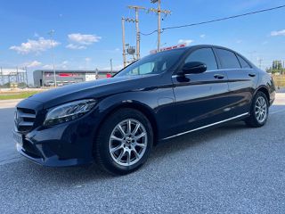 Mercedes-Benz C 180 2019-thumb-1