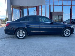 Mercedes-Benz C 180 2019-thumb-3