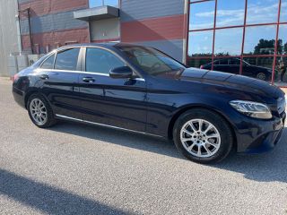 Mercedes-Benz C 180 2019-thumb-8