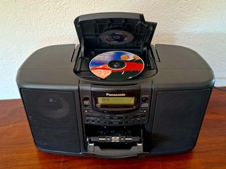 Panasonic RX-DS303. CD. RADIO. CASSETA.