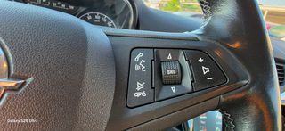 Opel Corsa 2017 1400 16V 101-thumb-23