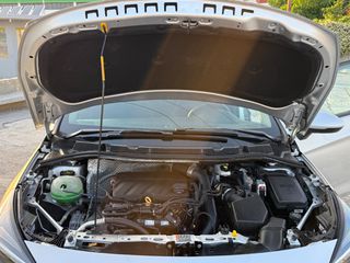Opel Astra 2020-thumb-12