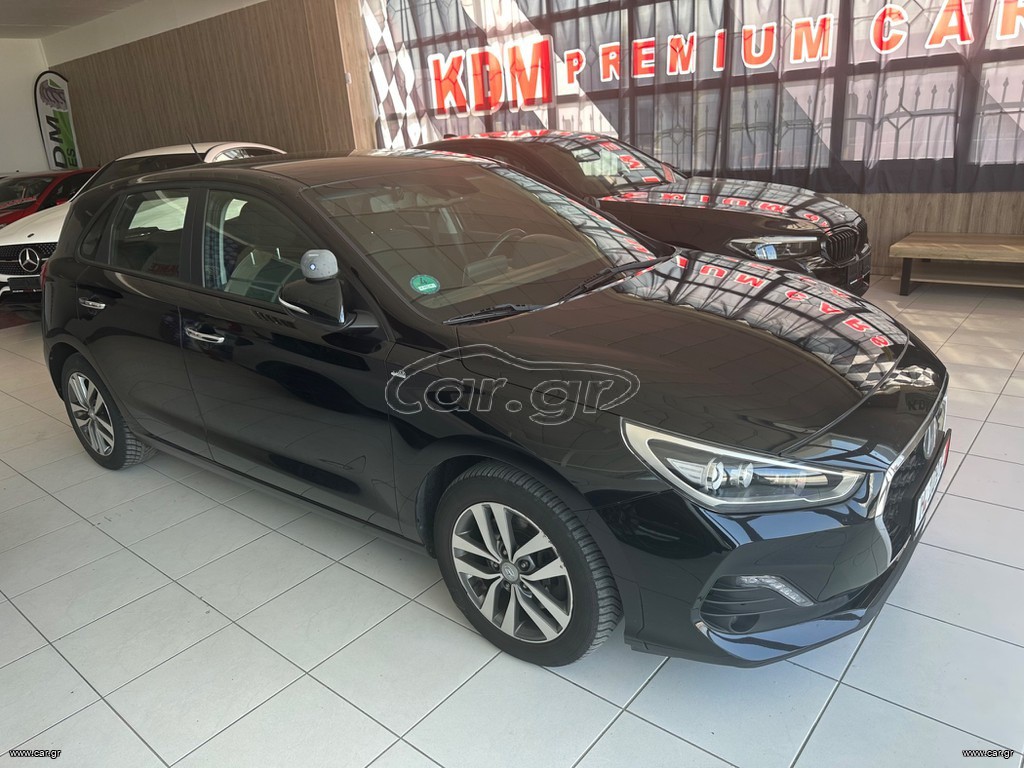 Hyundai i 30 2019 Hyundai i30 III 1.6 CRDi (116 Hp) Trend COMFORT