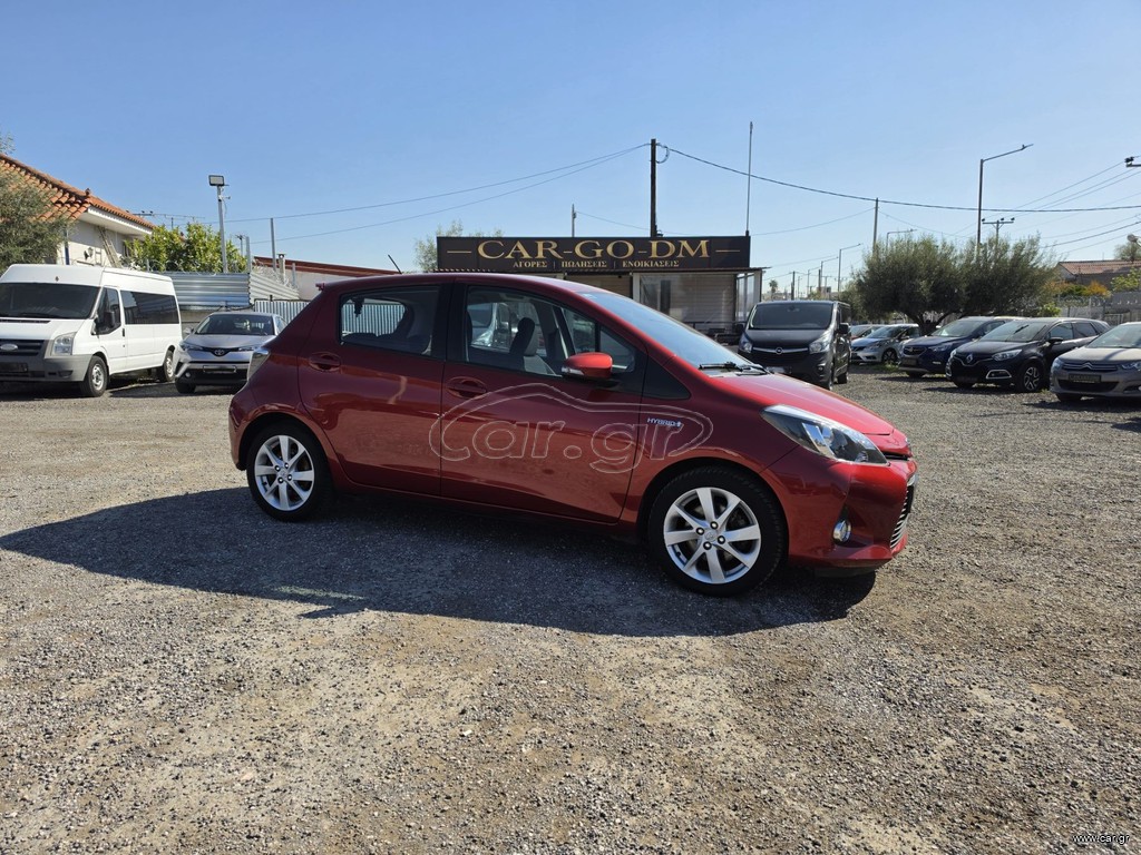 Toyota Yaris 2013 1.5 HYBRID