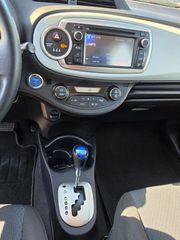 Toyota Yaris 2013 1.5 HYBRID-thumb-11