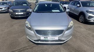 Volvo V40 2015 V40 D2-thumb-1