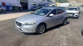 Volvo V40 2015 V40 D2